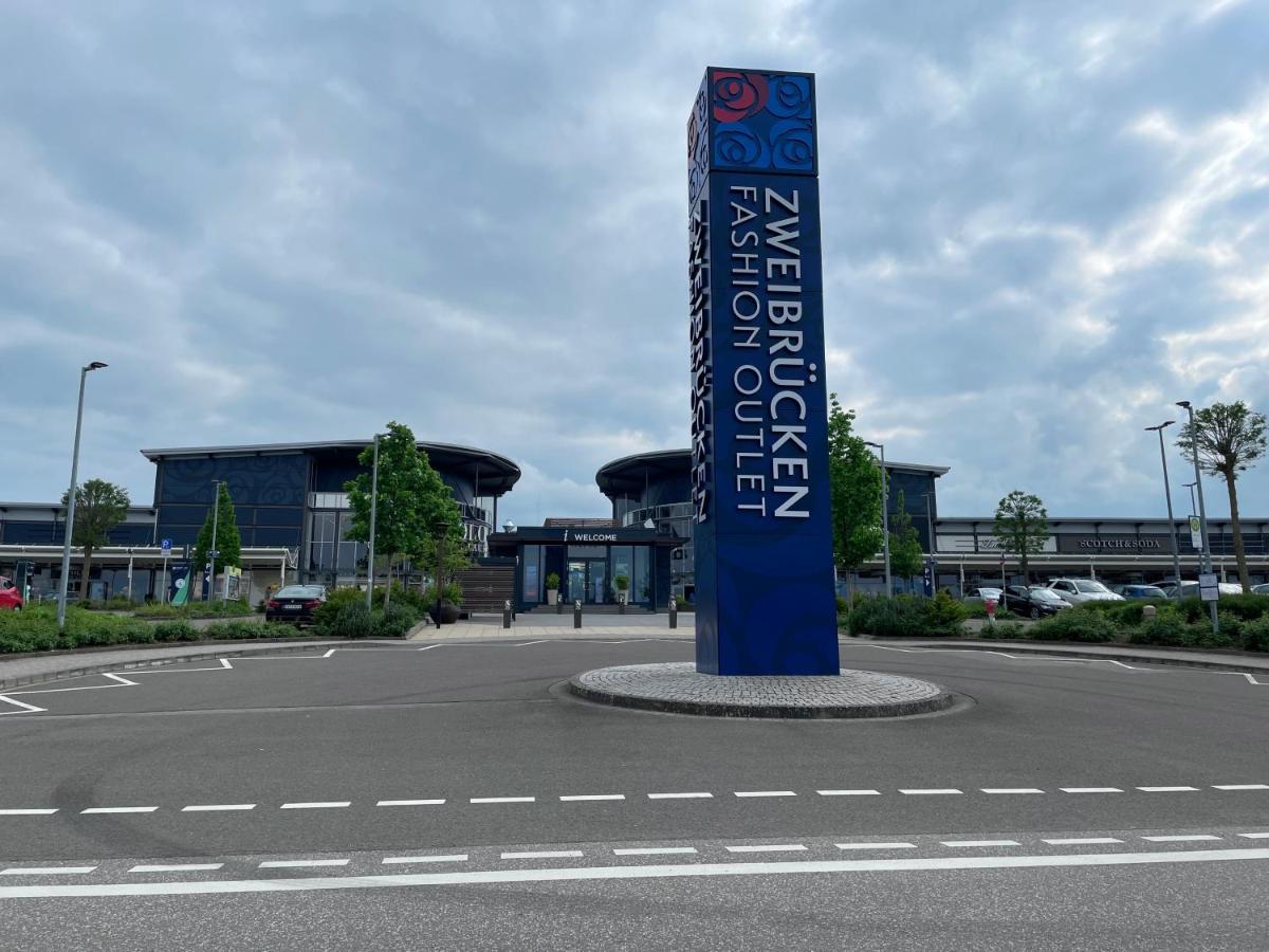 Apartamento Stierpartment Am Pfaelzer Wald Naehe Outlet Center Zweibruecken Pirmasens Exterior foto